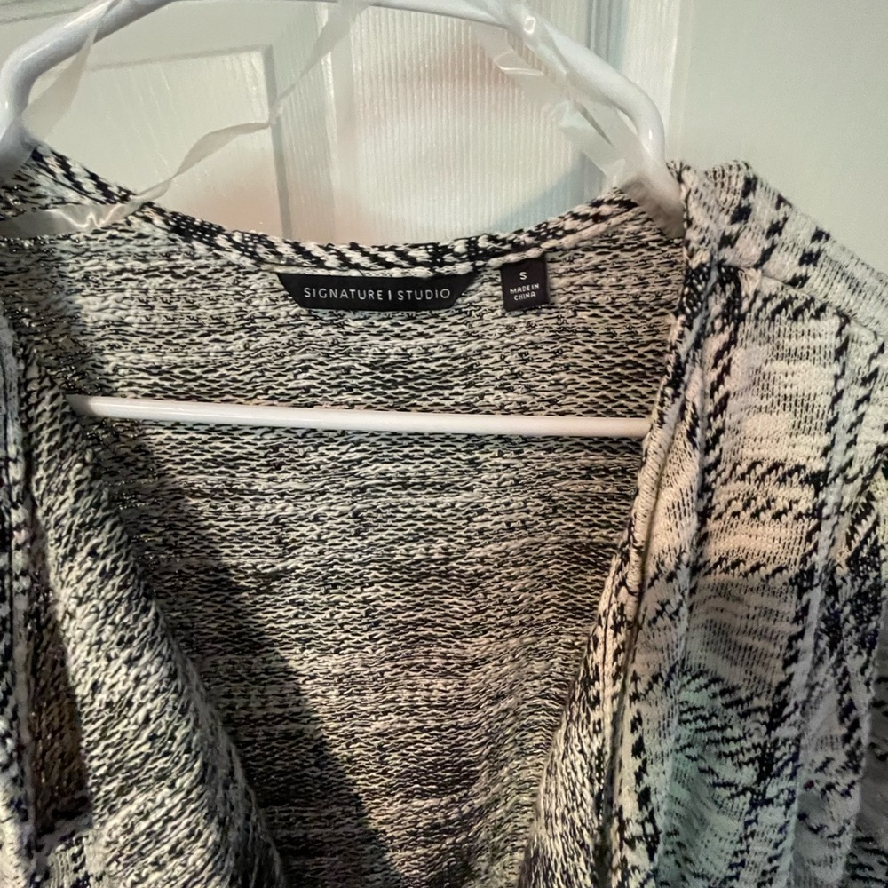 Cardigan - Picture 3 of 3